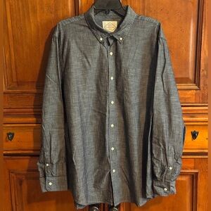 St. John's Bay Grey Casual Button Down Shirt